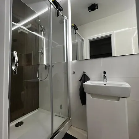 Daire Lovely In The Centre Bratislava